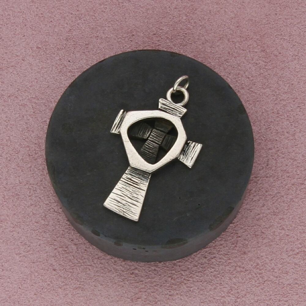 ⚡clearance⚡ sterling silver vintage rustic cross pendant - Picture 1 of 3